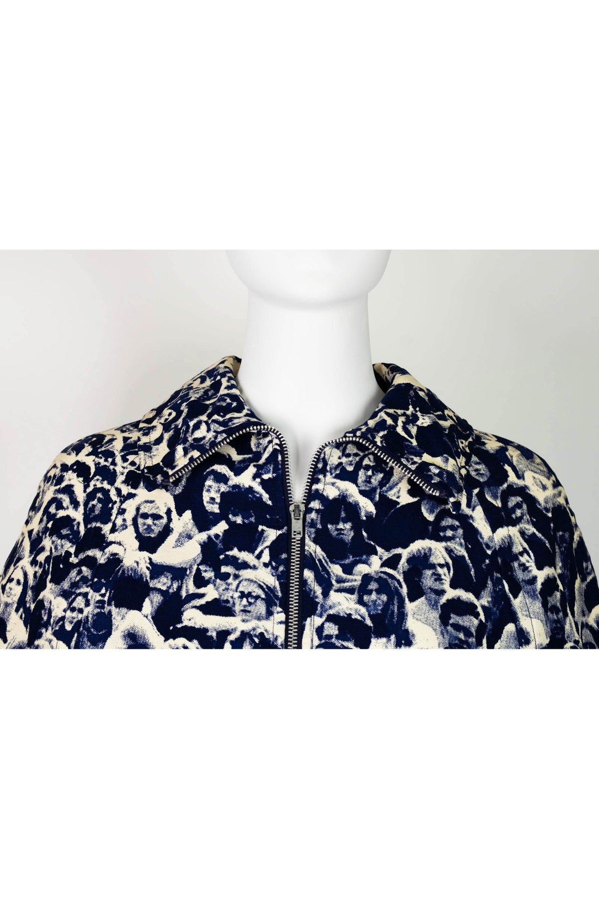 Baron Wolman Woodstock Crowd Photo Print Blue White Ring Zipper Cape 1960s