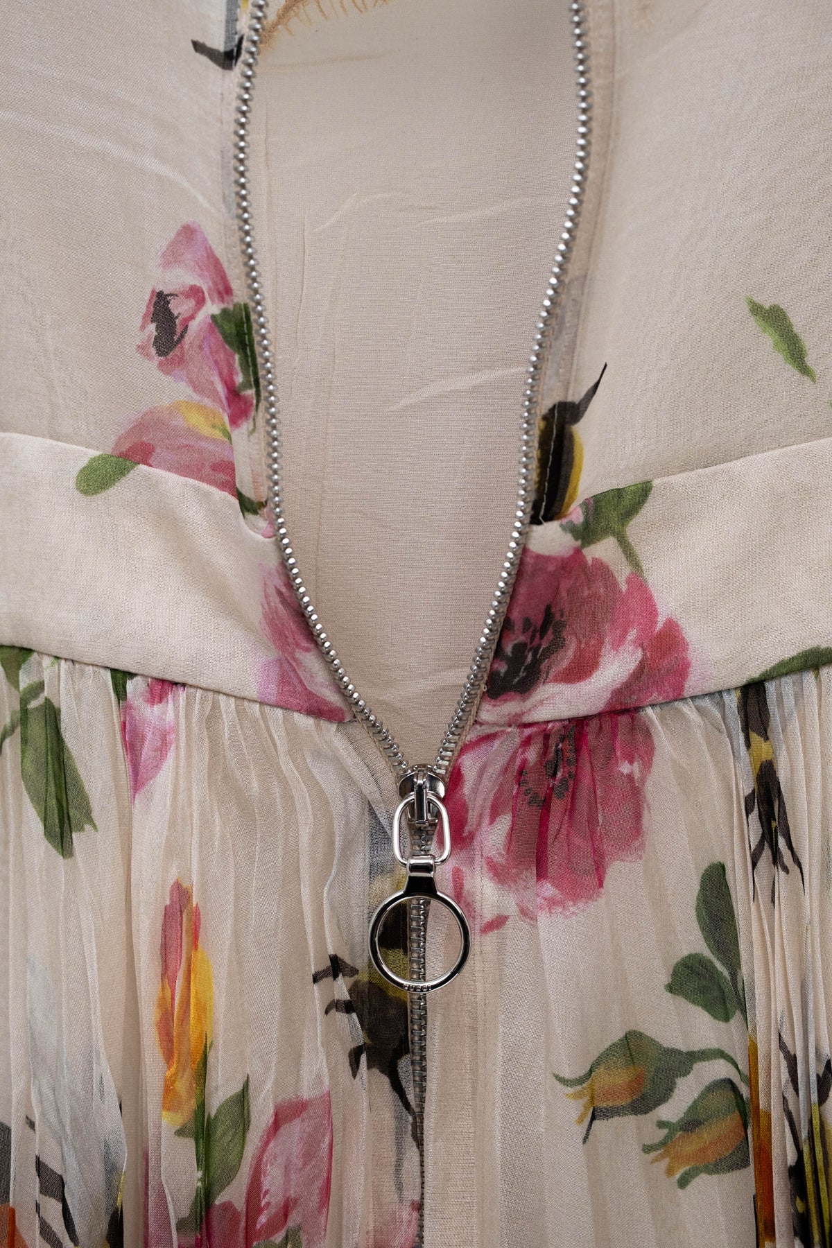 Gucci Cream Chiffon Floral Print Pleated Skirt Maxi Dress 2016 Size 42/6