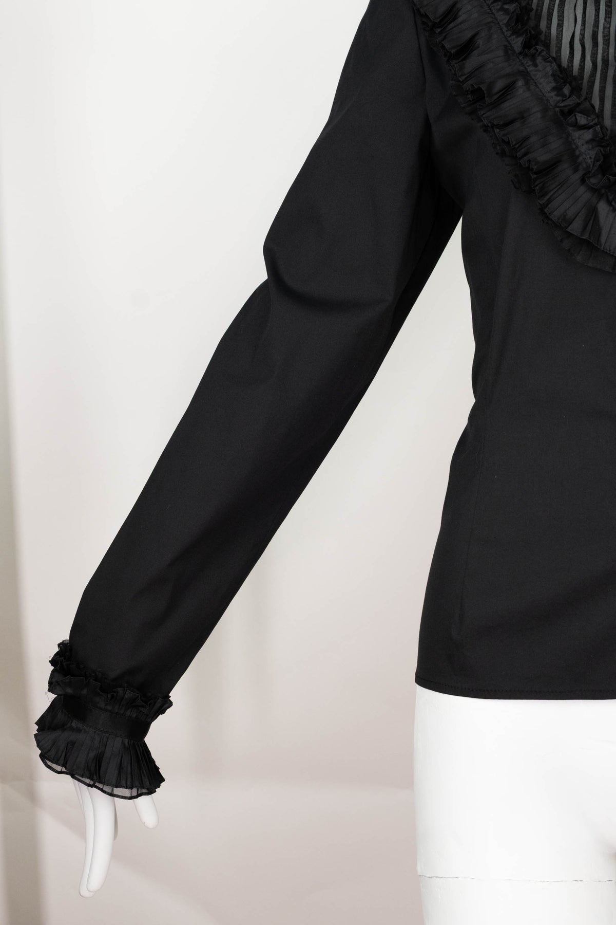 Oscar de la Renta Black High Ruffle Neck Long Sleeve Blouse