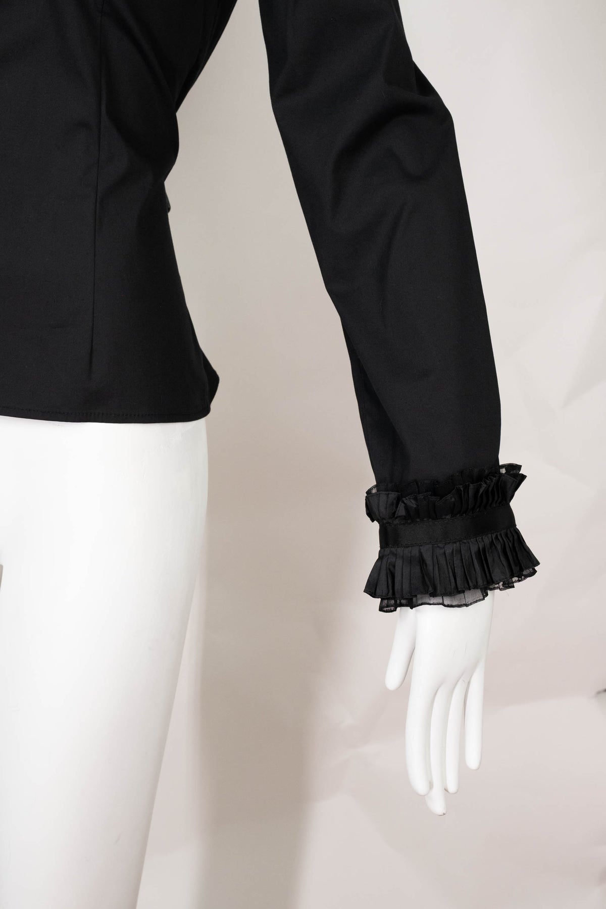 Oscar de la Renta Black High Ruffle Neck Long Sleeve Blouse