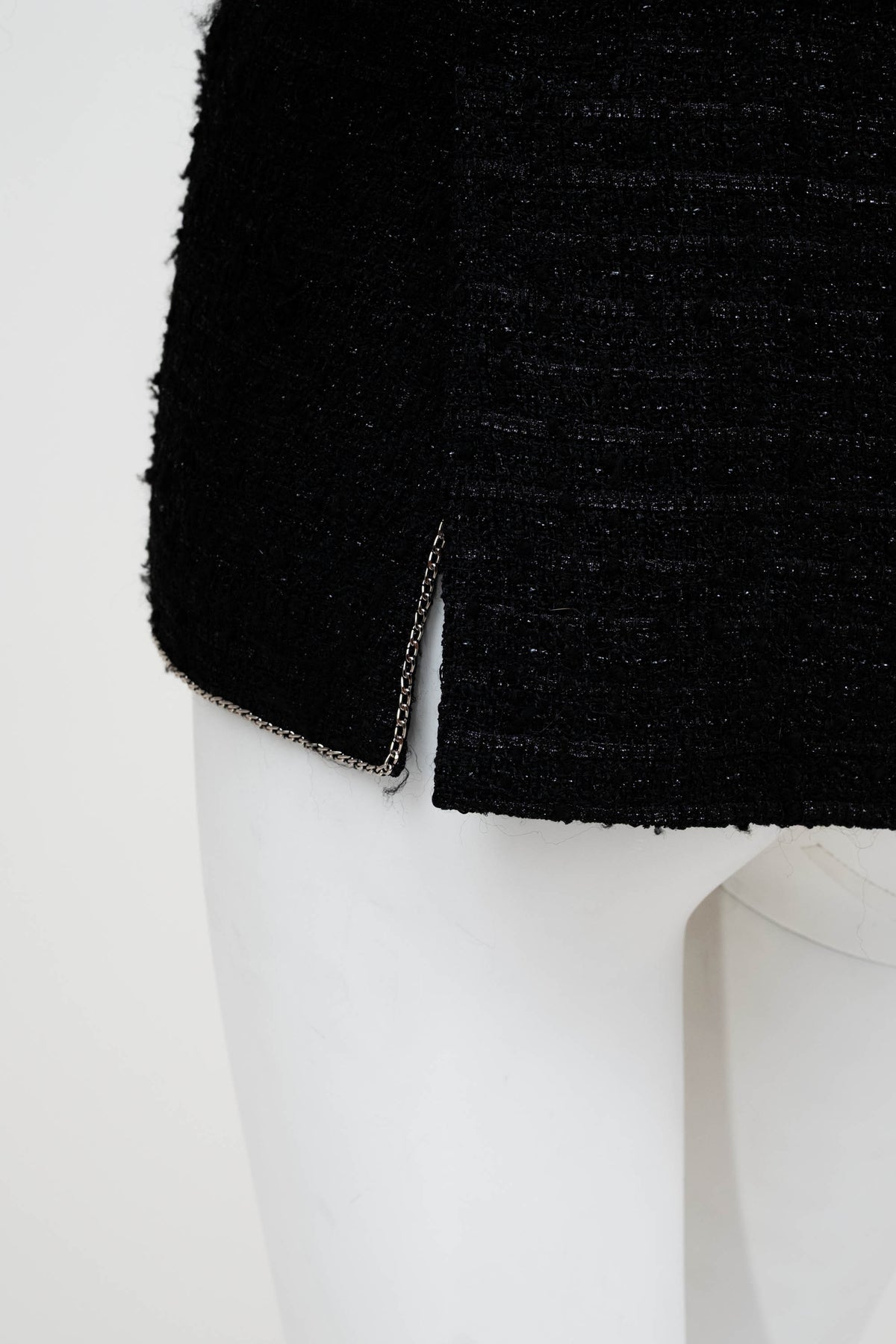 Chanel Black Silver Chain Trim Fantasy Tweed Boucle Jacket 2006 Size 38
