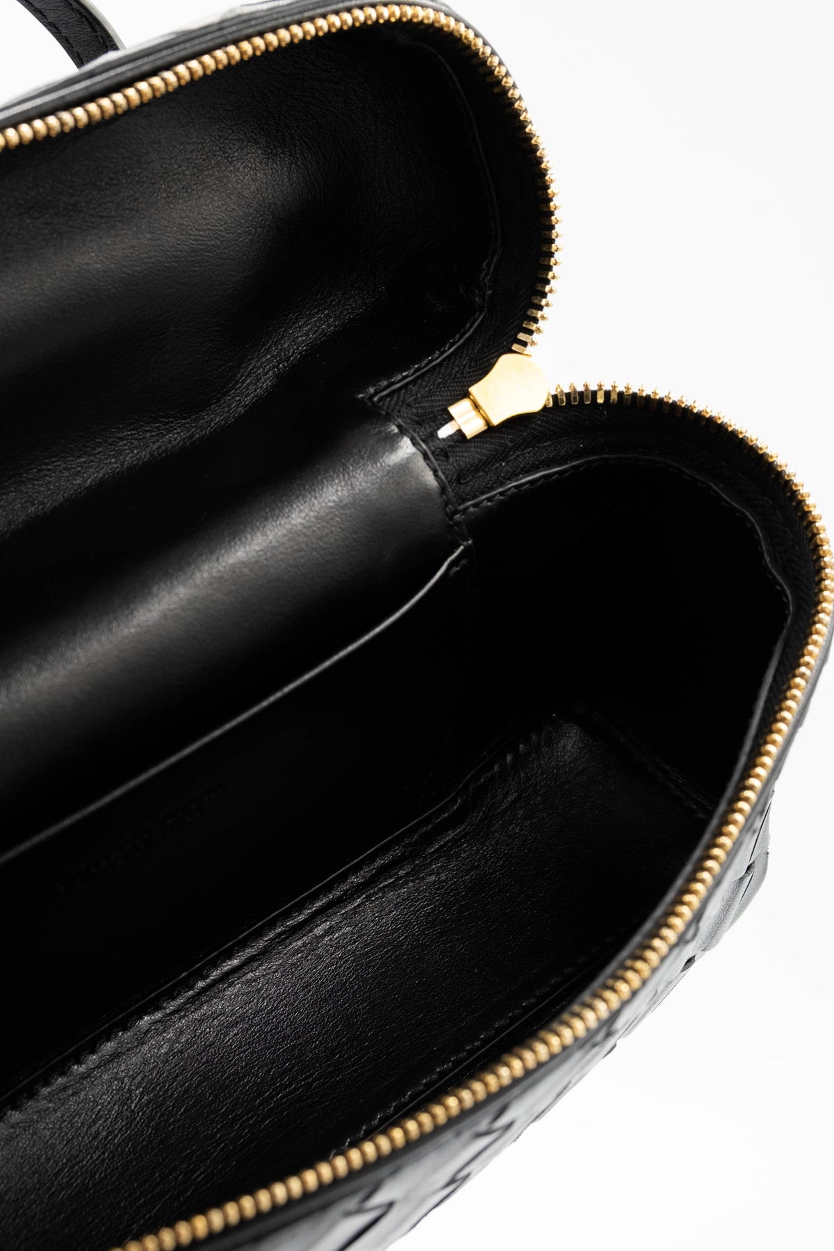Bottega Veneta Black Intrecciato "Bang Bang" Purse