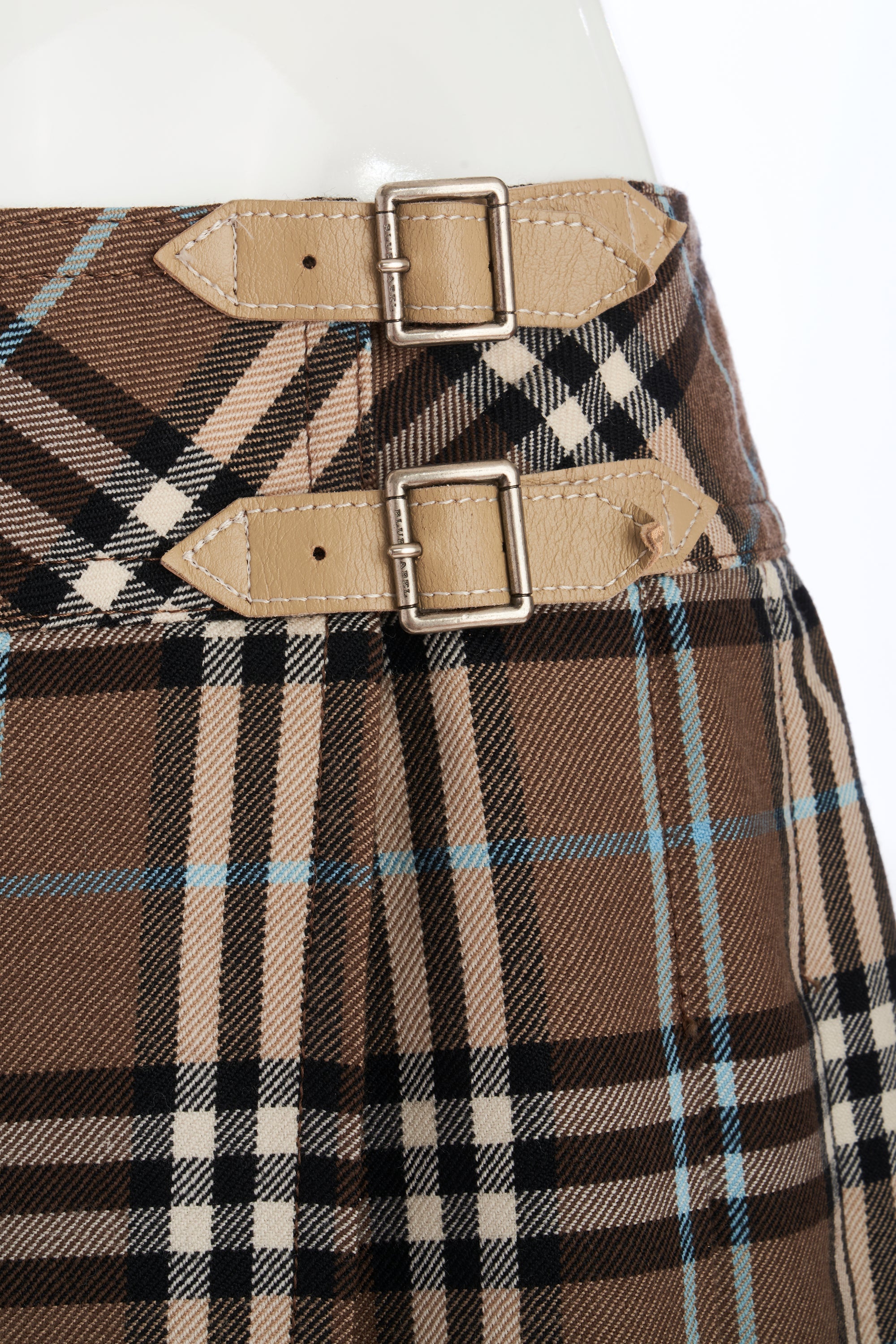【2XL】BURBERRY LONDON スカート 44 Burberry London Y2K Taupe Nova Check Skirt - Foxy Couture Carmel