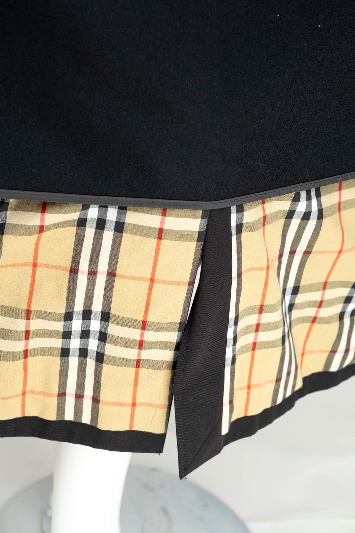 Burberry London Black Alex Trench Coat Wool Lining Size 6 XXLong