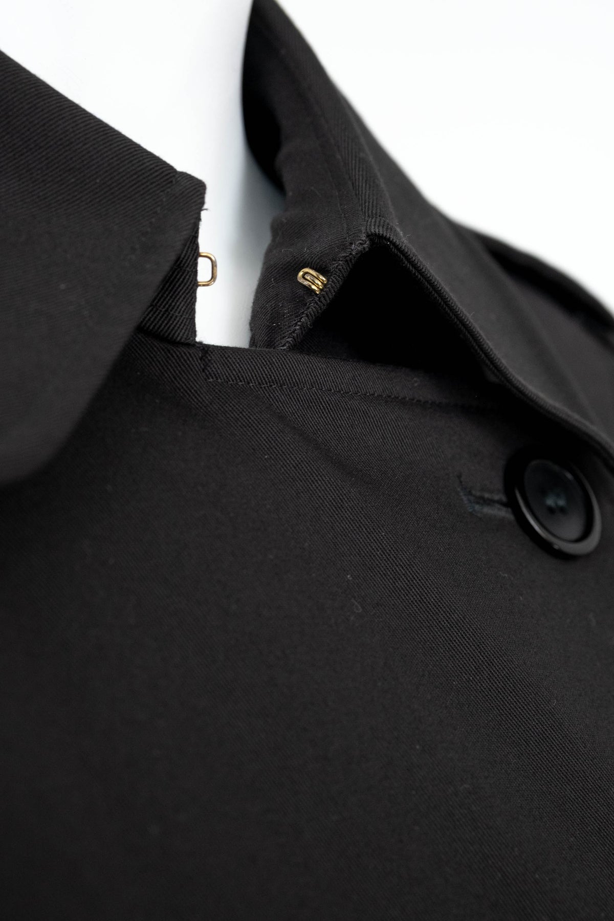 Burberry London Black Alex Trench Coat Wool Lining Size 6 XXLong