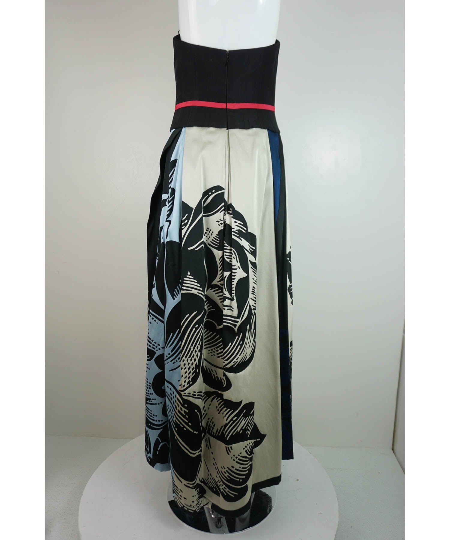 Carolina Herrera Floral Print Strapless Gown 6