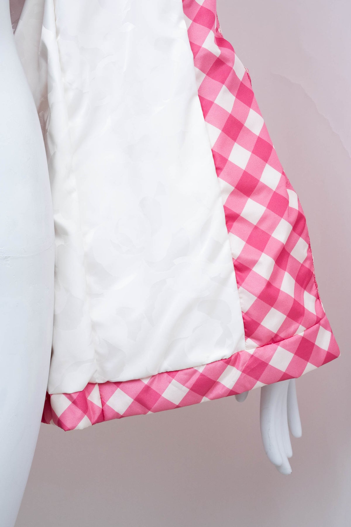 Chanel Pink Gingham Formula 1 Track Jacket 2023 Cruise Collection Size 38/6