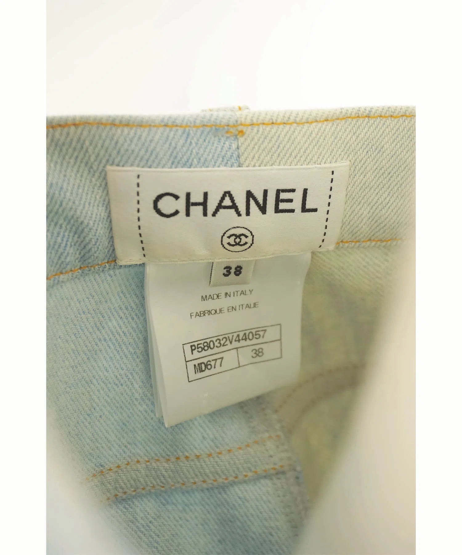 Chanel Distressed Two-Tone Cropped High Waisted Jeans 2018 - Foxy Couture Carmel
