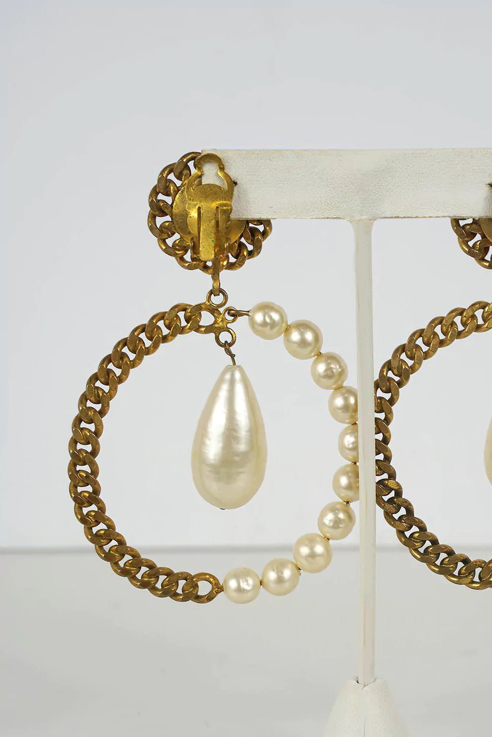 Chanel Vintage 1970&#39;s Large Chain and Pearl Drop Earrings