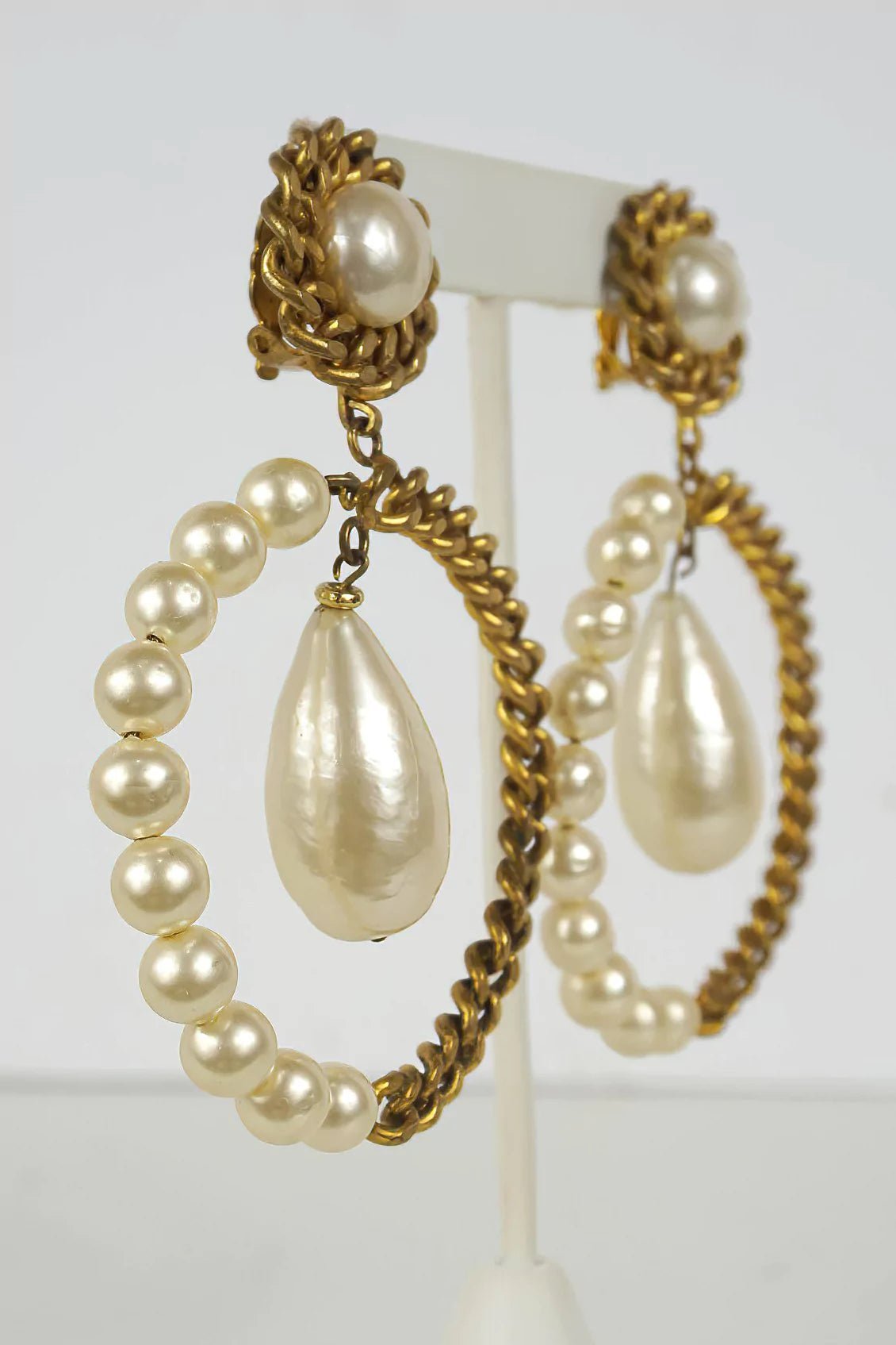 Chanel Vintage 1970&#39;s Large Chain and Pearl Drop Earrings