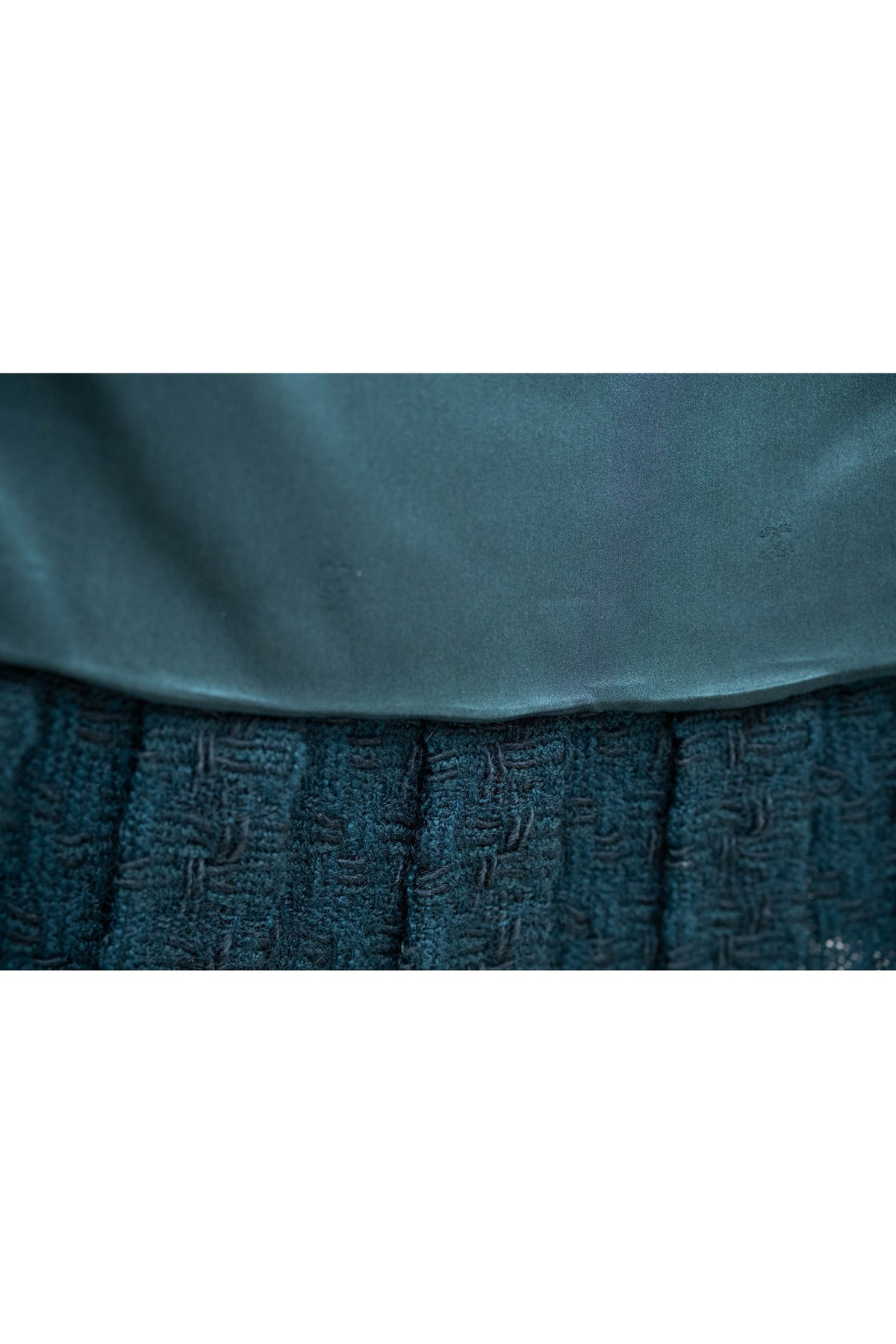 Chanel Teal Green Boucle Zip Jacket Pleated Skirt Suit Size 38