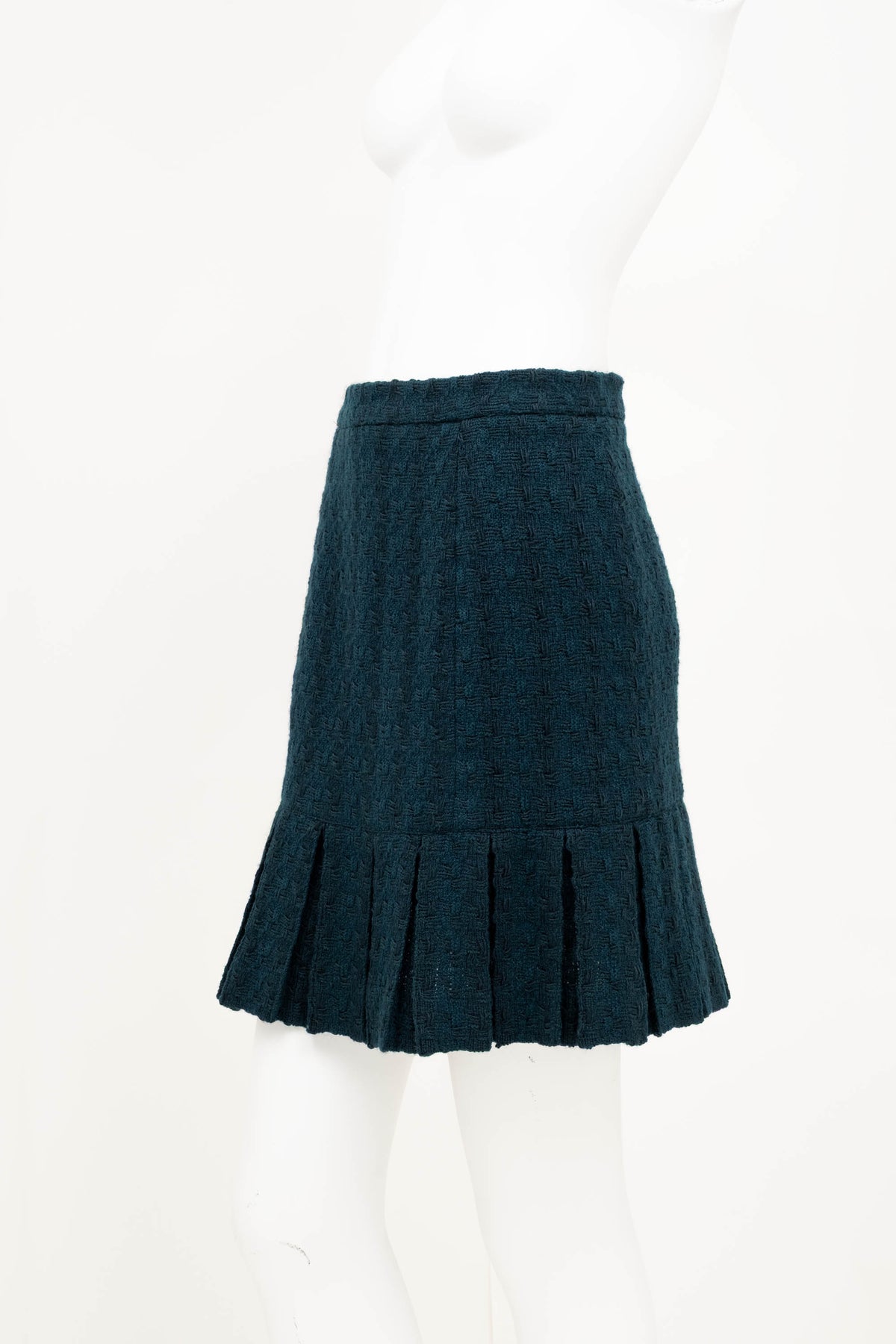 Chanel Teal Green Boucle Zip Jacket Pleated Skirt Suit Size 38