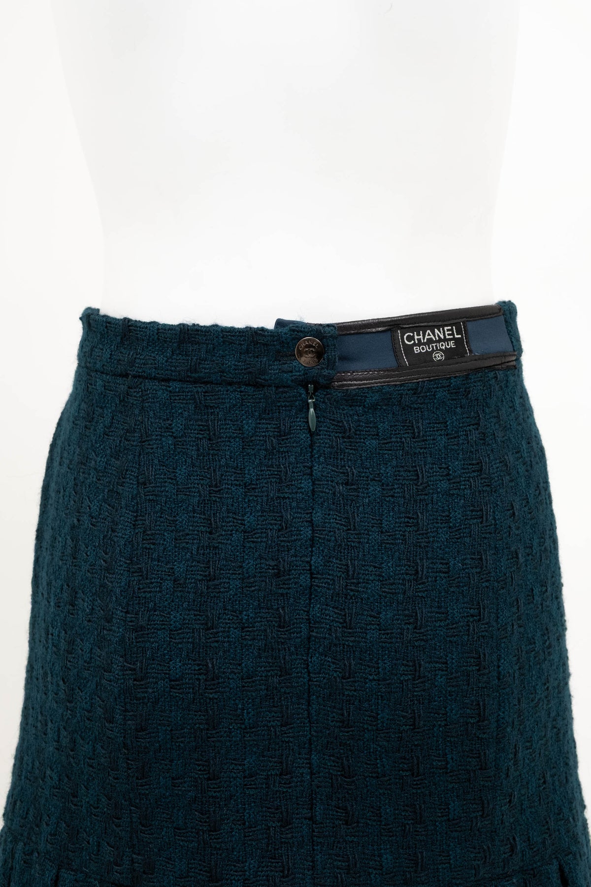 Chanel Teal Green Boucle Zip Jacket Pleated Skirt Suit Size 38