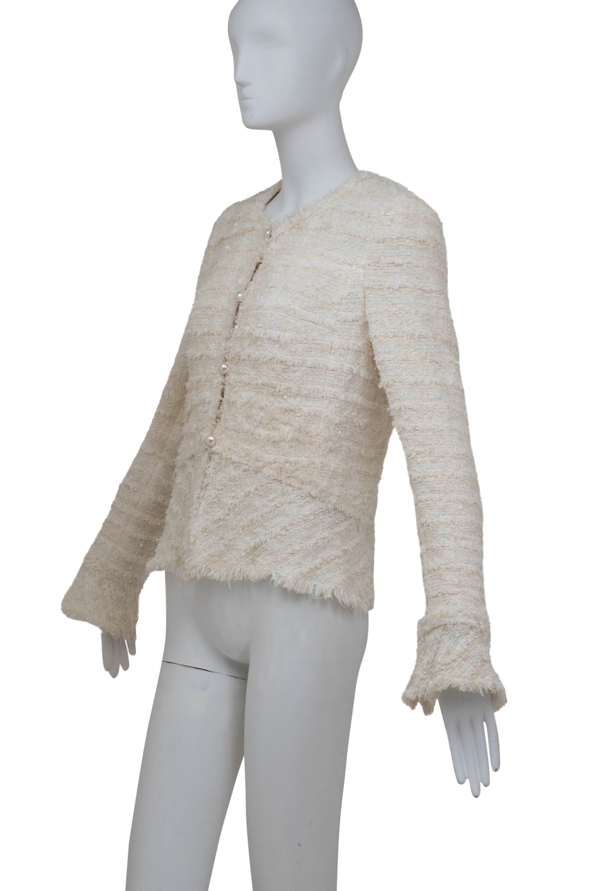 Chanel White Boucle Fantasy Tweed with Pearl Buttons Jacket Size 44/8 2005