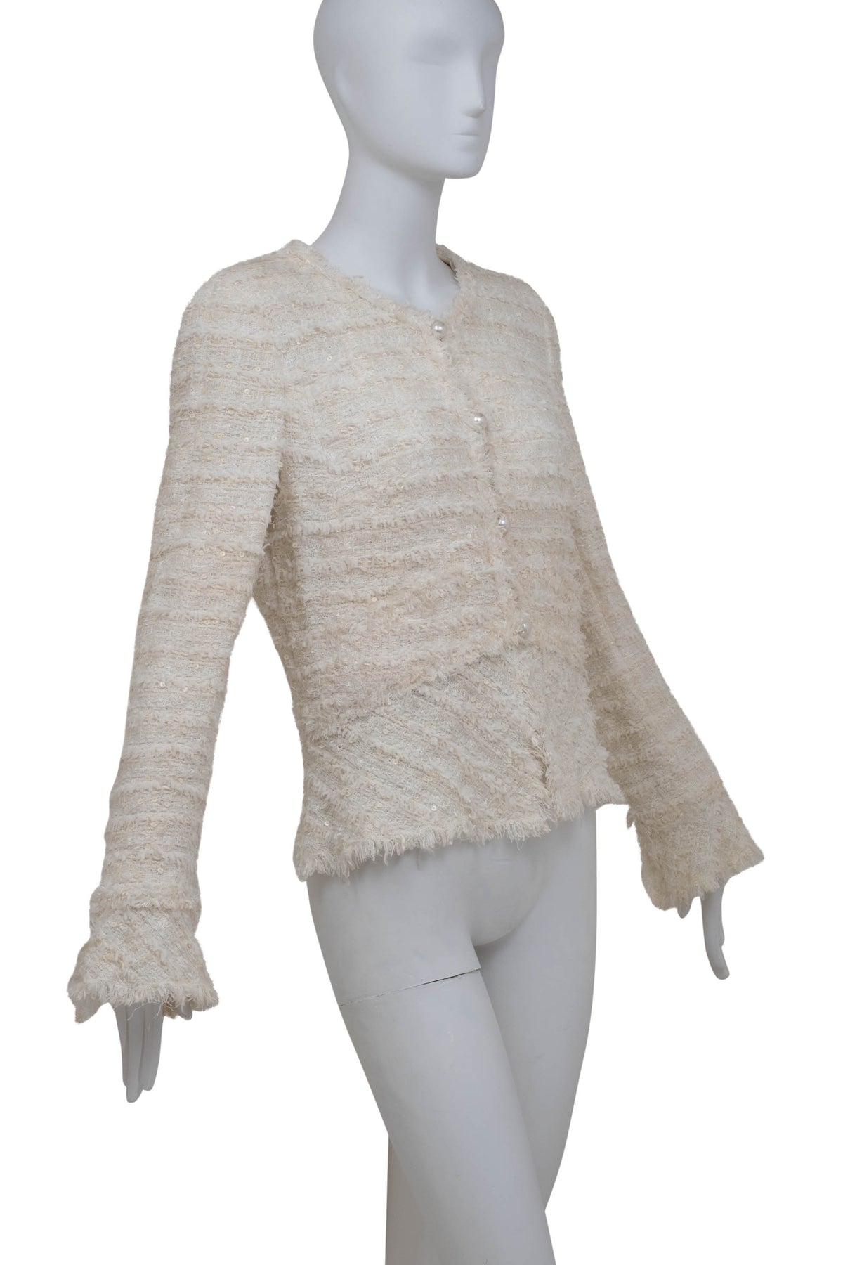 Chanel White Boucle Fantasy Tweed with Pearl Buttons Jacket Size 44/8 2005