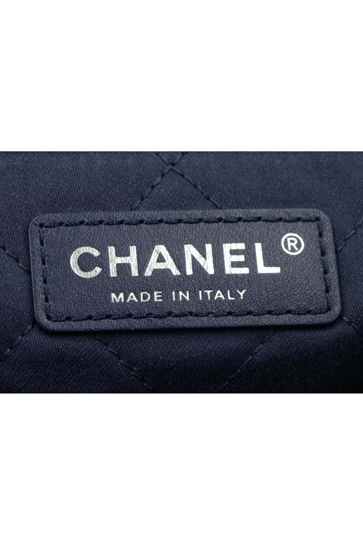 Chanel Denim 22 Hobo Bag With Contrast Stitching 24P