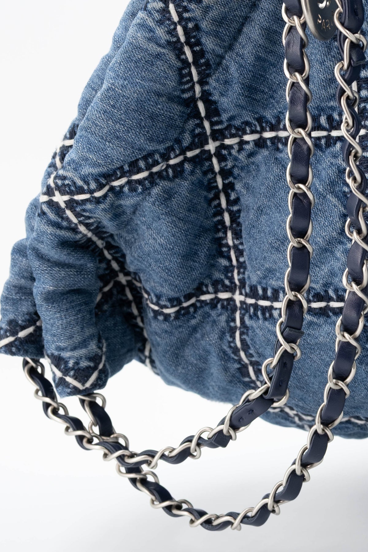 Chanel Denim 22 Hobo Bag With Contrast Stitching 24P