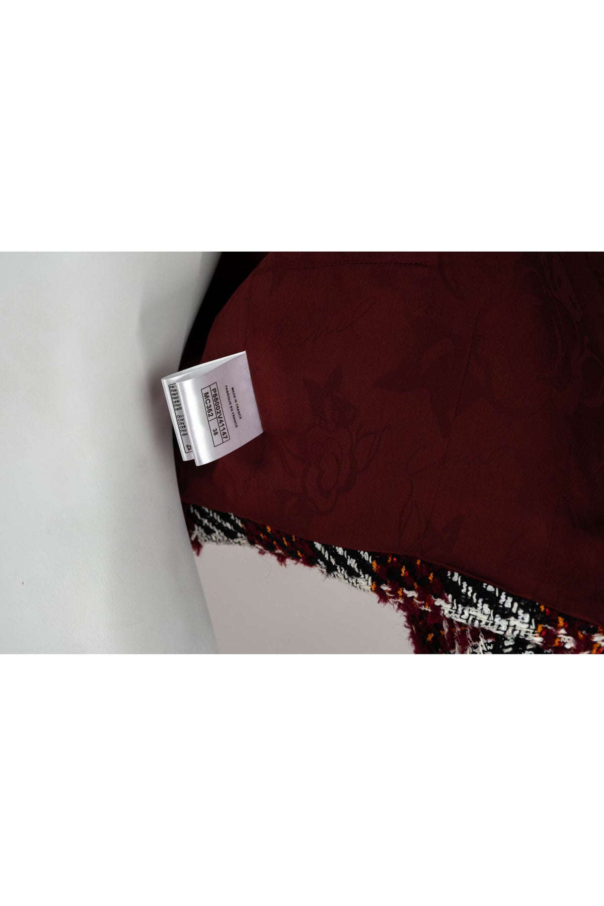 Chanel Maroon Plaid Cropped Jacket Size 38 2016