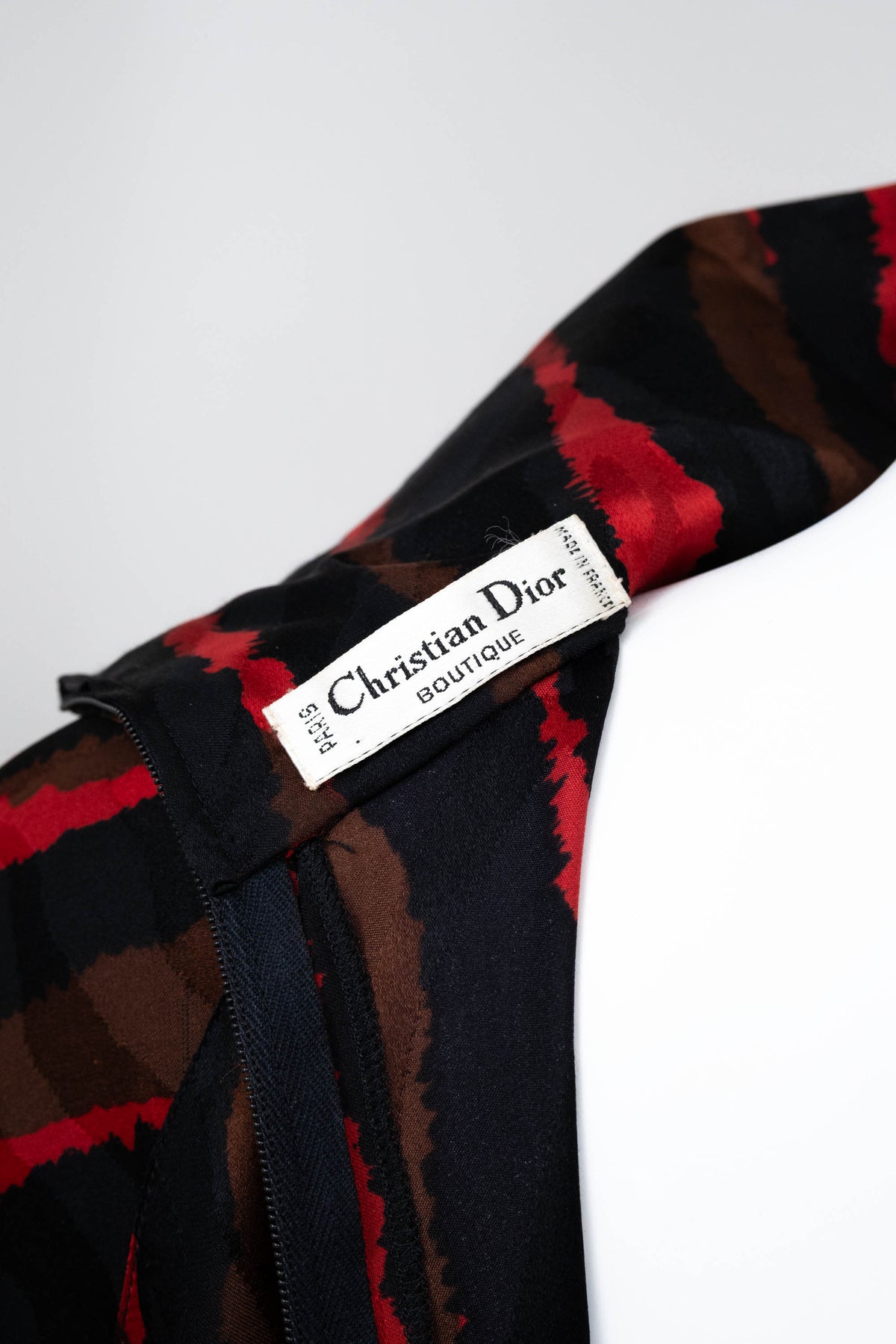 Christian Dior Black Red Brown Silk Tie Neck Dolman Sleeve Blouse 1970s Size M