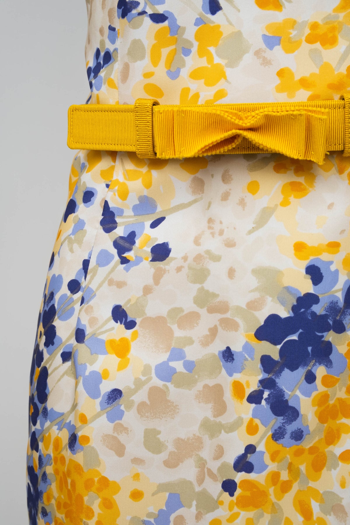 Christian Dior Yellow and Purple Floral Belted Sleeveless Dress 2008&nbsp; Size 6&nbsp;