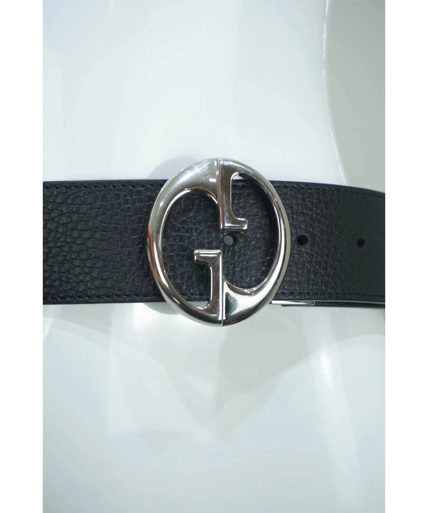 Gucci Black or Blue Reversible GG Belt Size 80/32