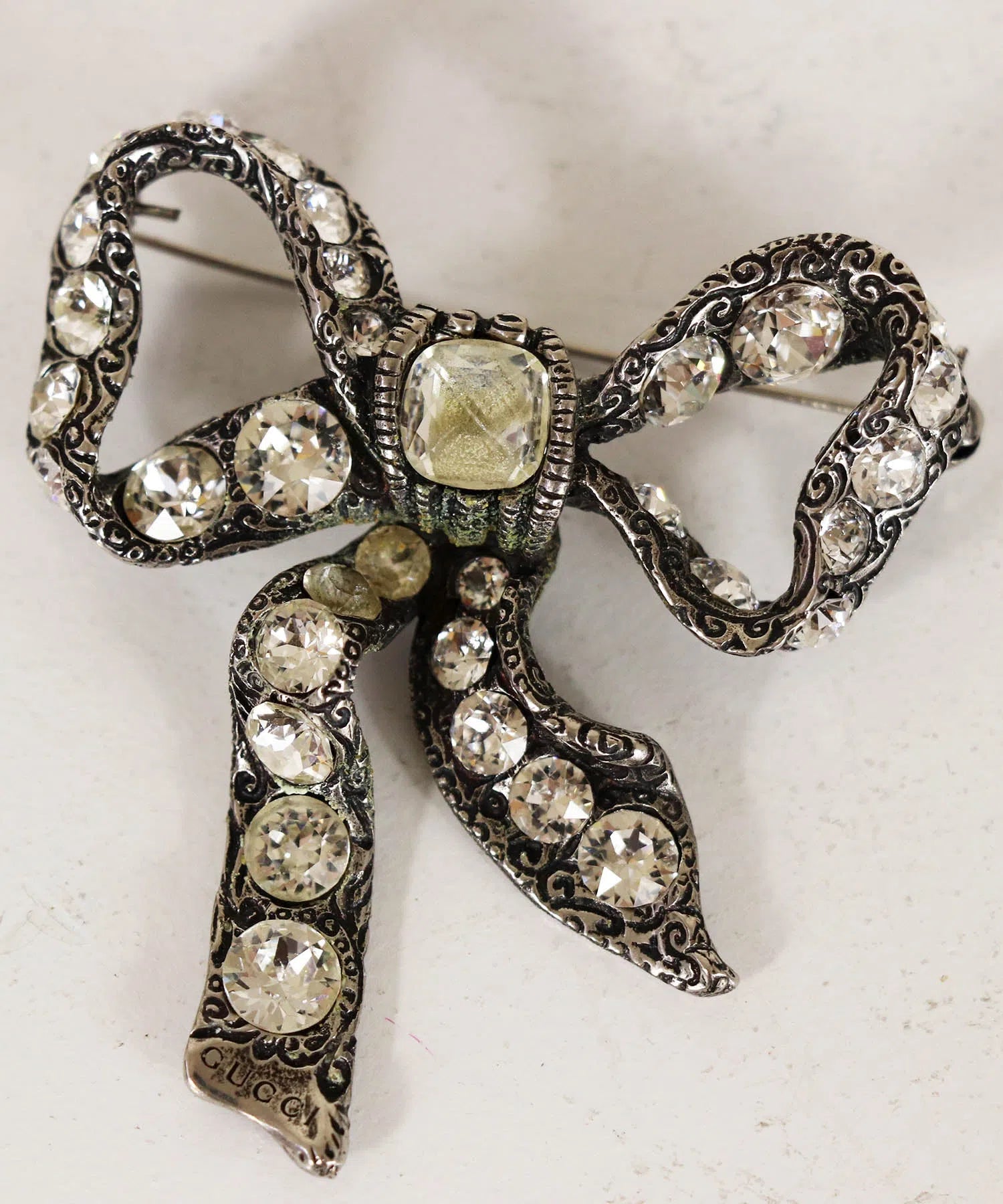 Gucci Crystal Bow Brooch - Foxy Couture Carmel Gucci Crystal Bow Brooch - Foxy Couture Carmel