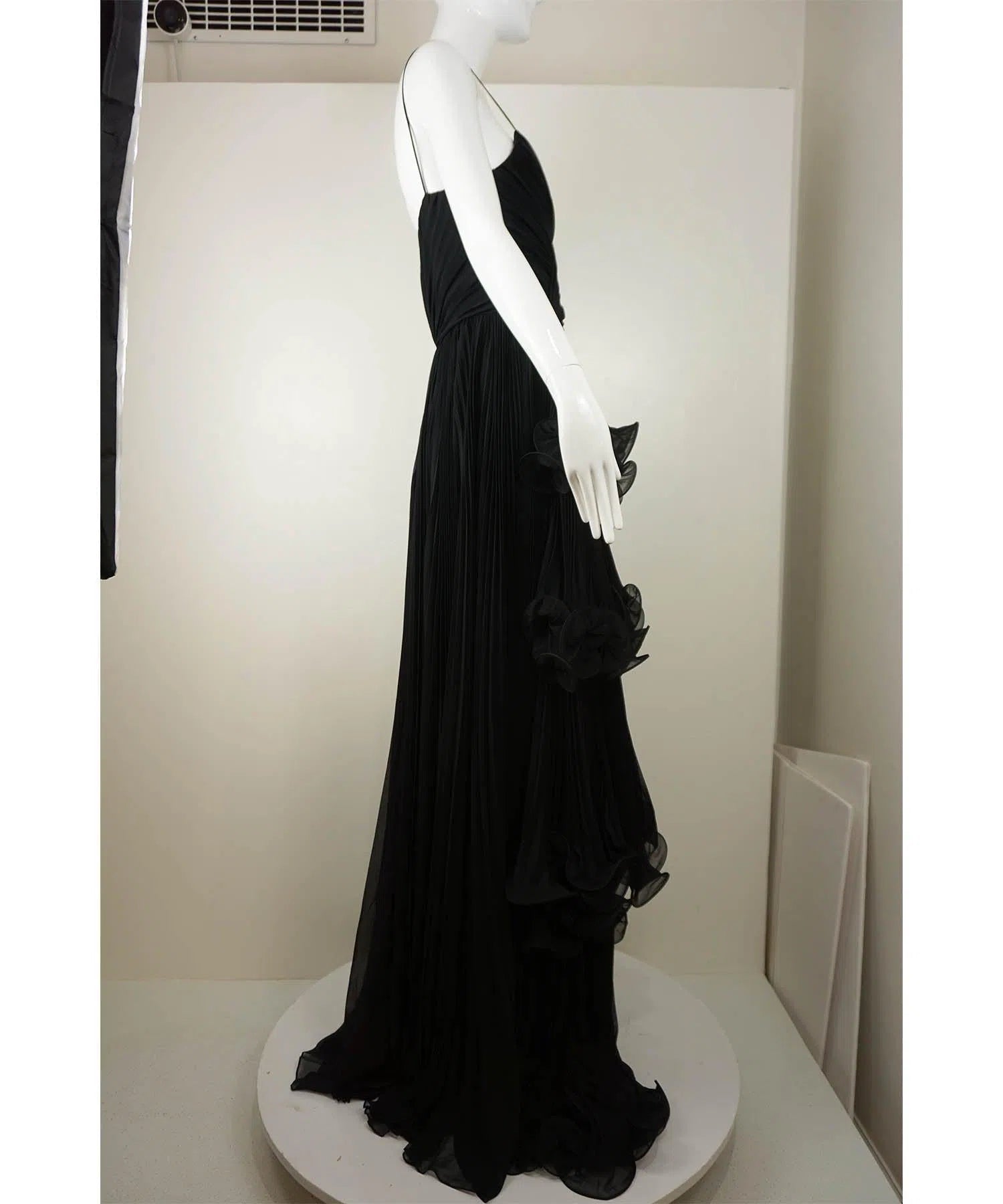 Gucci Runway Chiffon Pleated Gown 2020 - Foxy Couture Carmel Gucci Runway Chiffon Pleated Gown 2020 - Foxy Couture Carmel