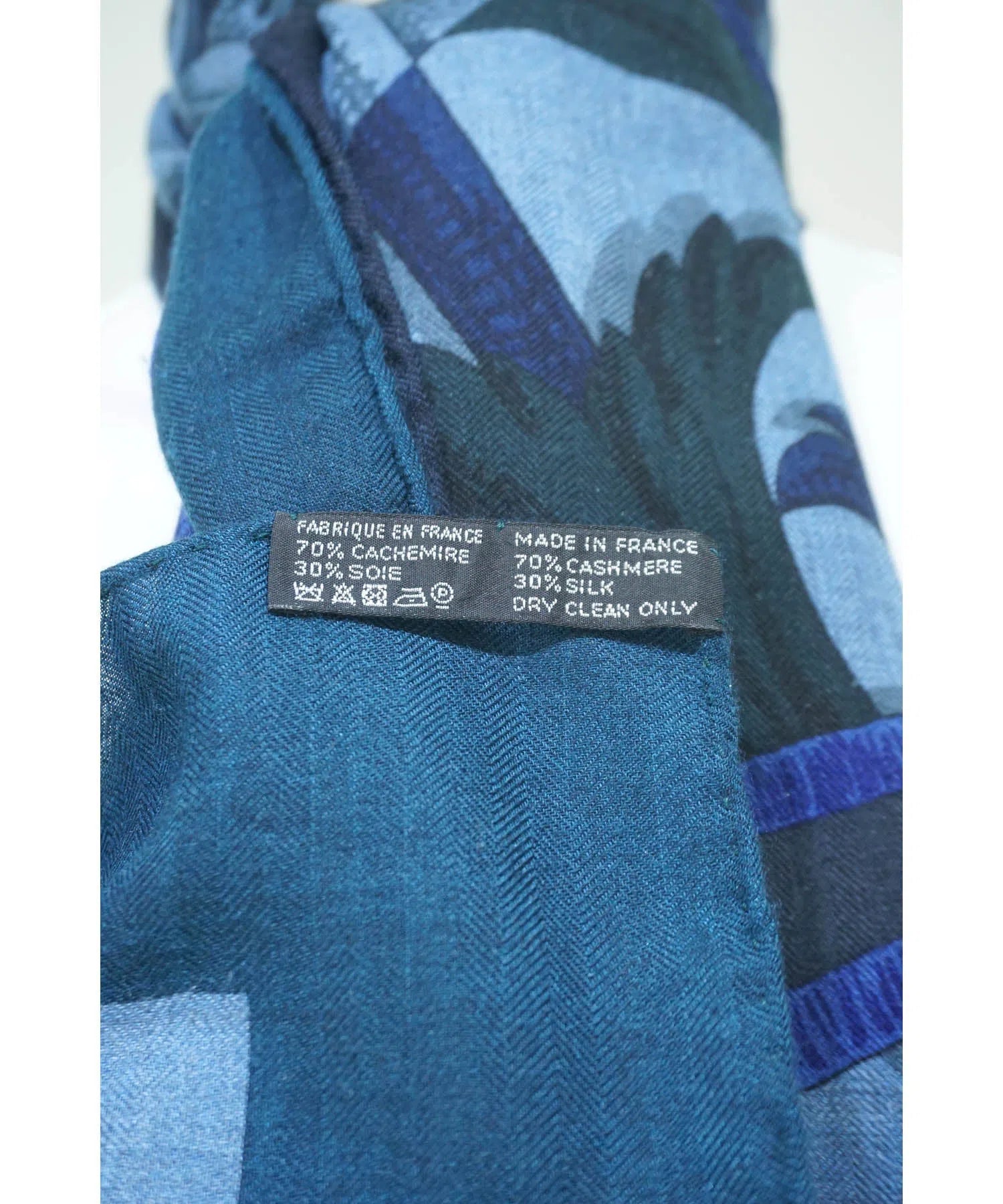 Hermès "Le Mors a la Conetable" Charcoal Silk Cashmere Shawl Size 140 cm