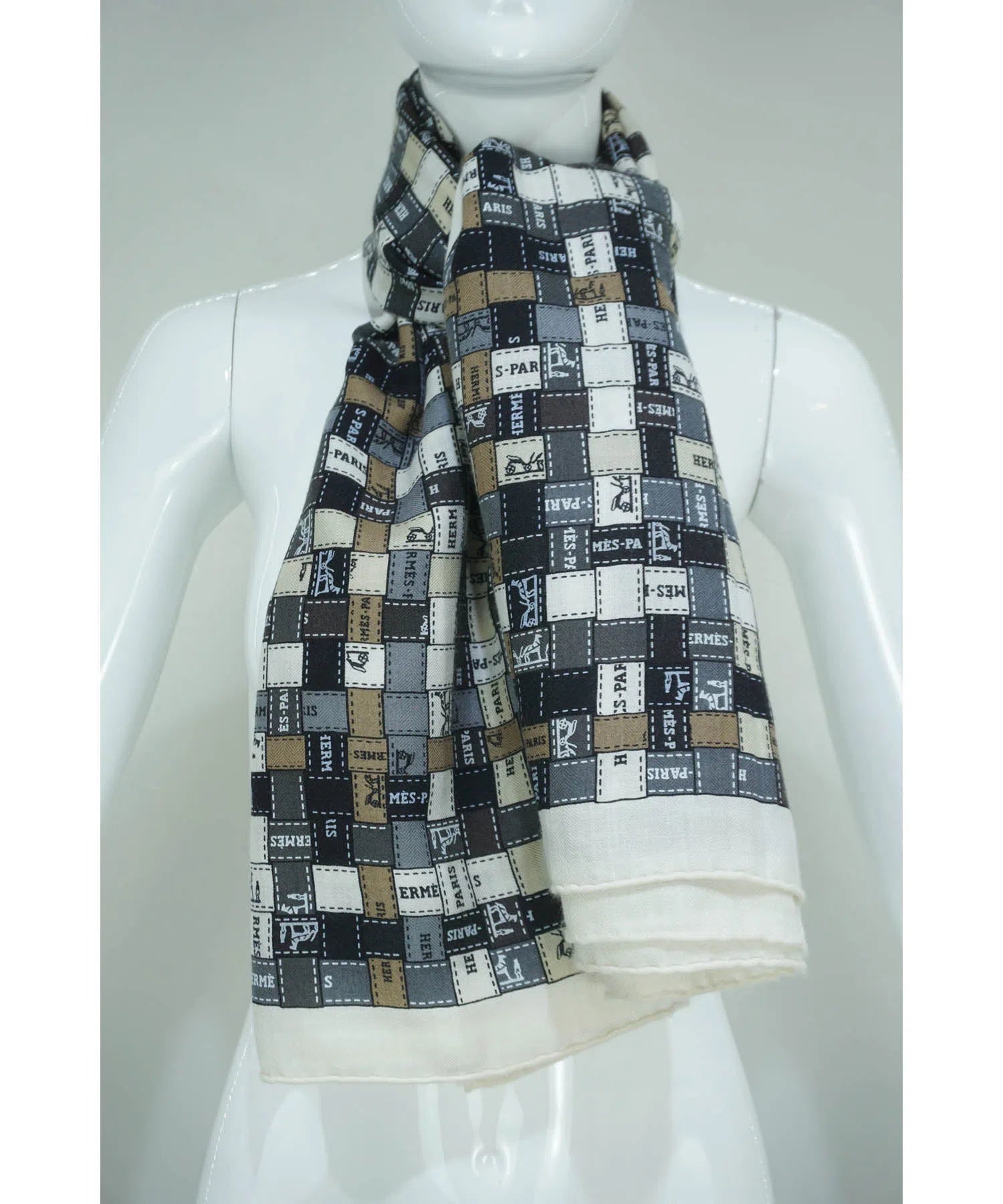 Hermès Silk Cashmere "Bolduc au Carre" Shawl Size 140 cm