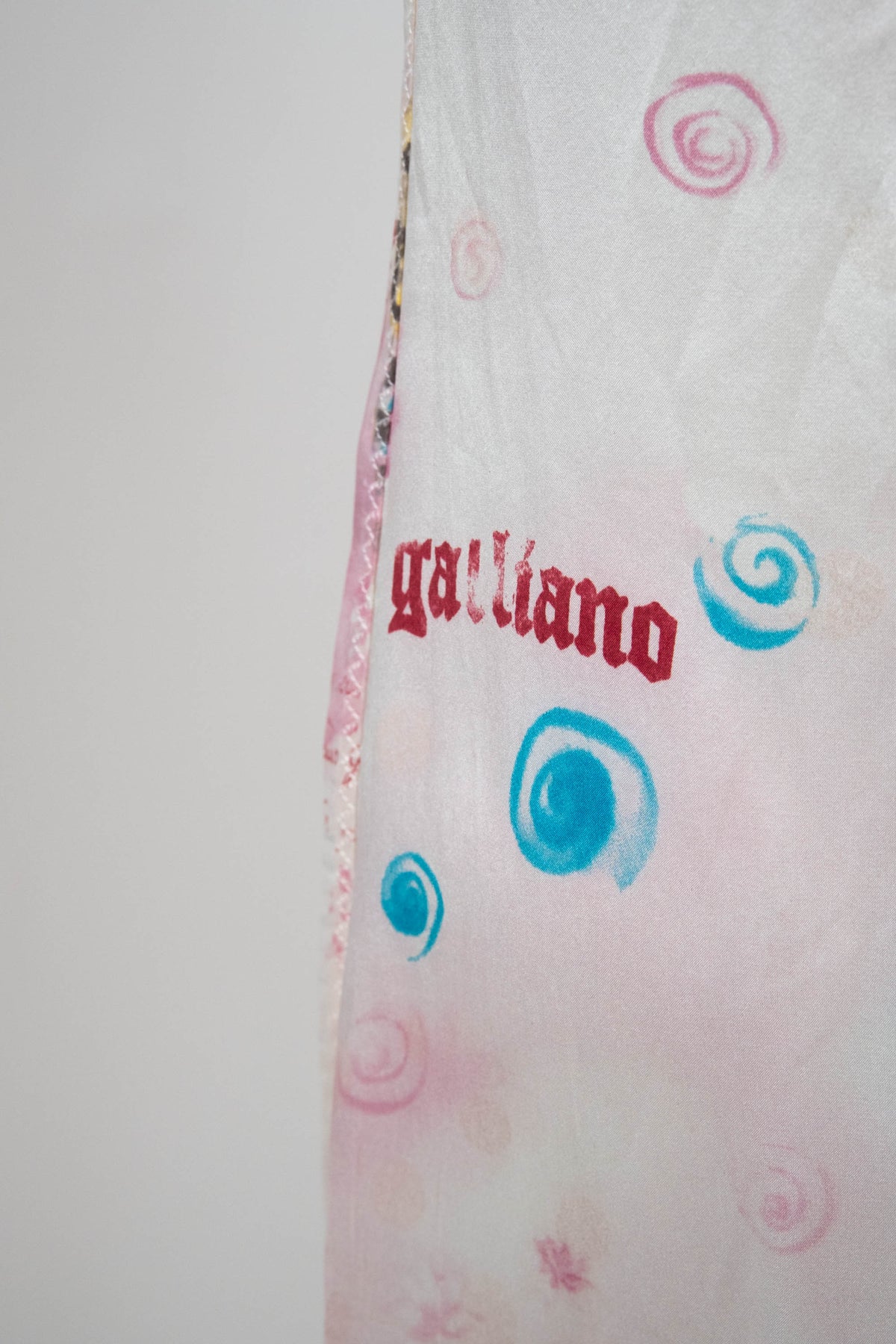 John Galliano Blush Graphic Montage Ruffle Neck Dress 2007 Size 8