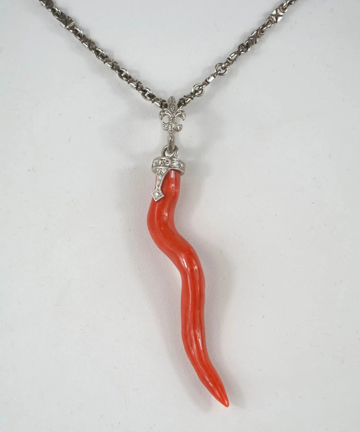 Loree Rodkin 18k Coral &amp; Diamond Horn Pendant Necklace