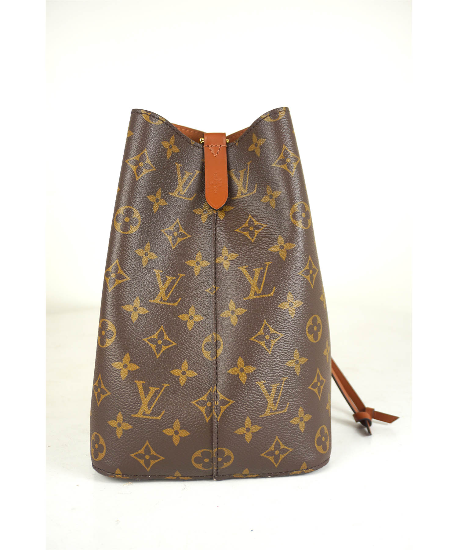 Louis Vuitton NeoNoe MM Monogram Bucket Bag - Foxy Couture Carmel