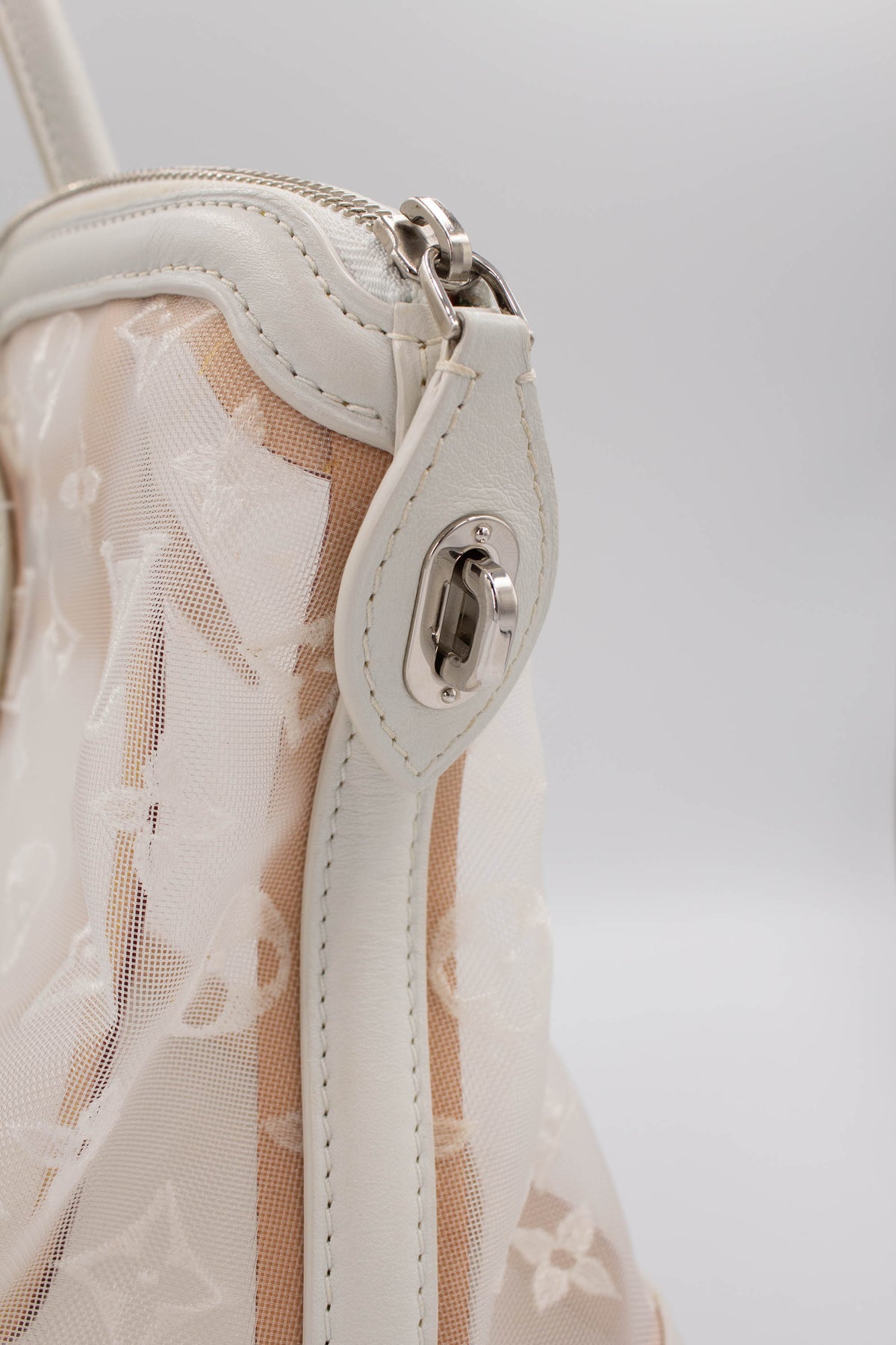 Louis Vuitton White Mesh Monogram Purse 2012 Size MM