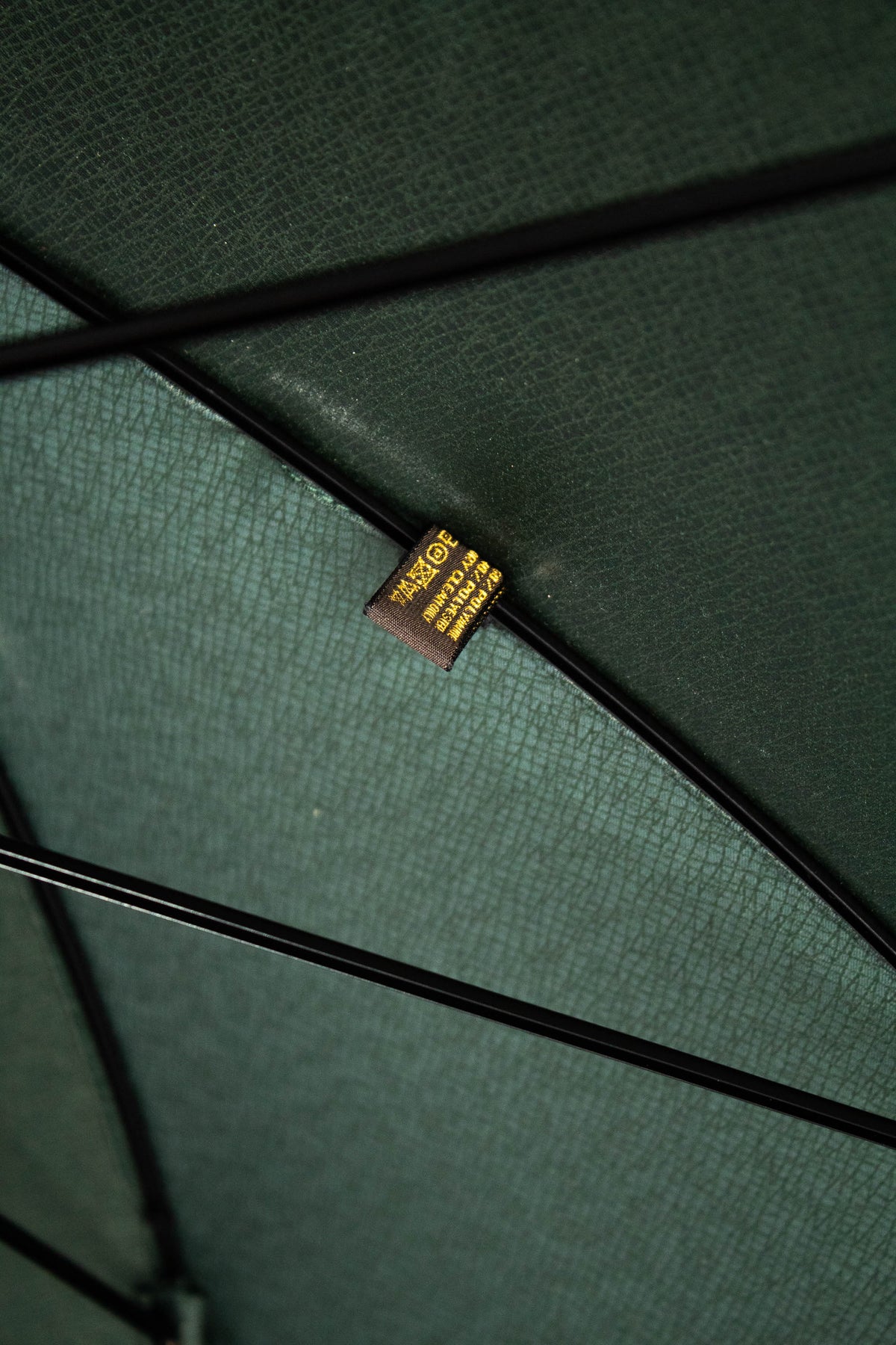 Louis Vuitton Green Taiga Umbrella With Wood Handle