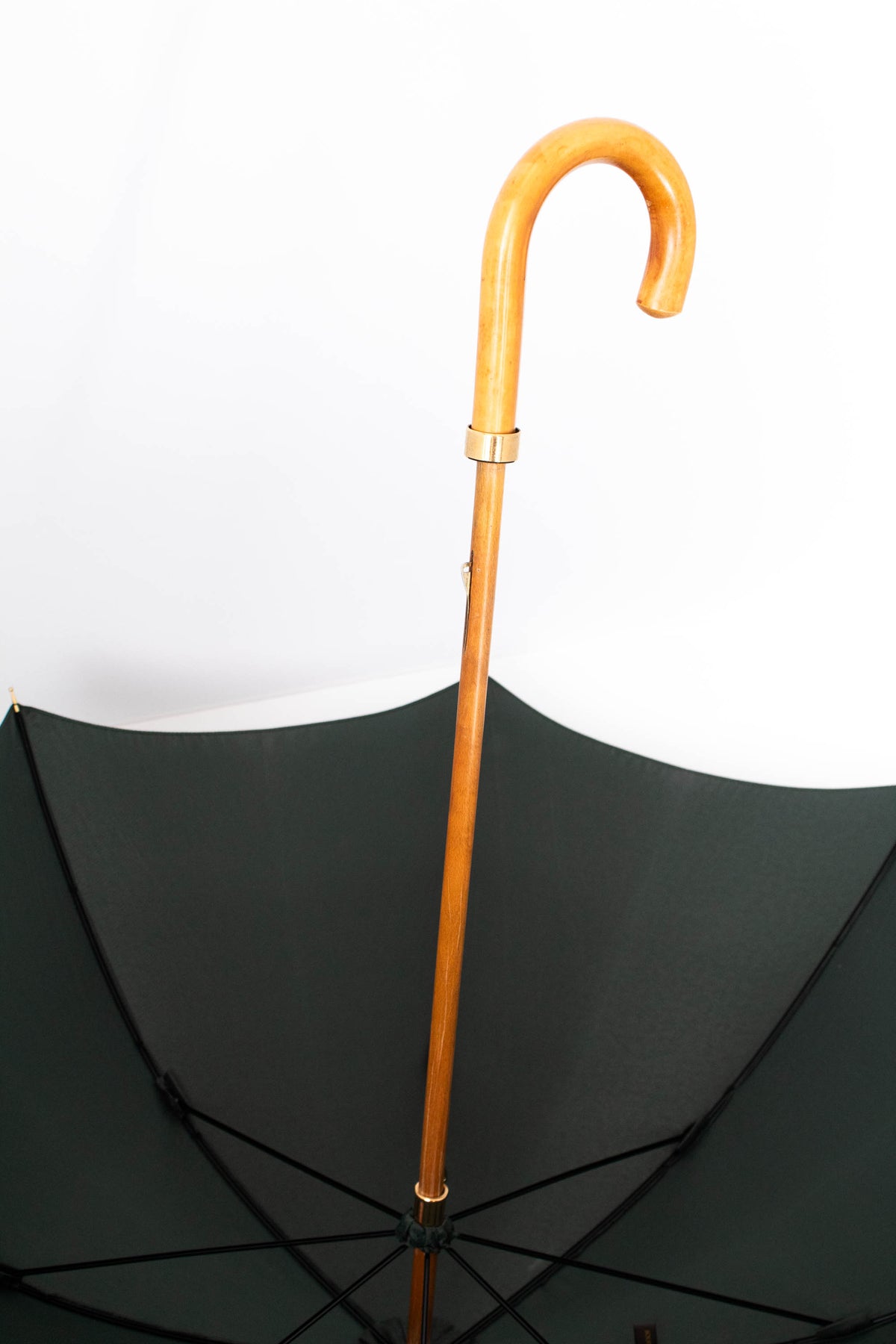 Louis Vuitton Green Taiga Umbrella With Wood Handle