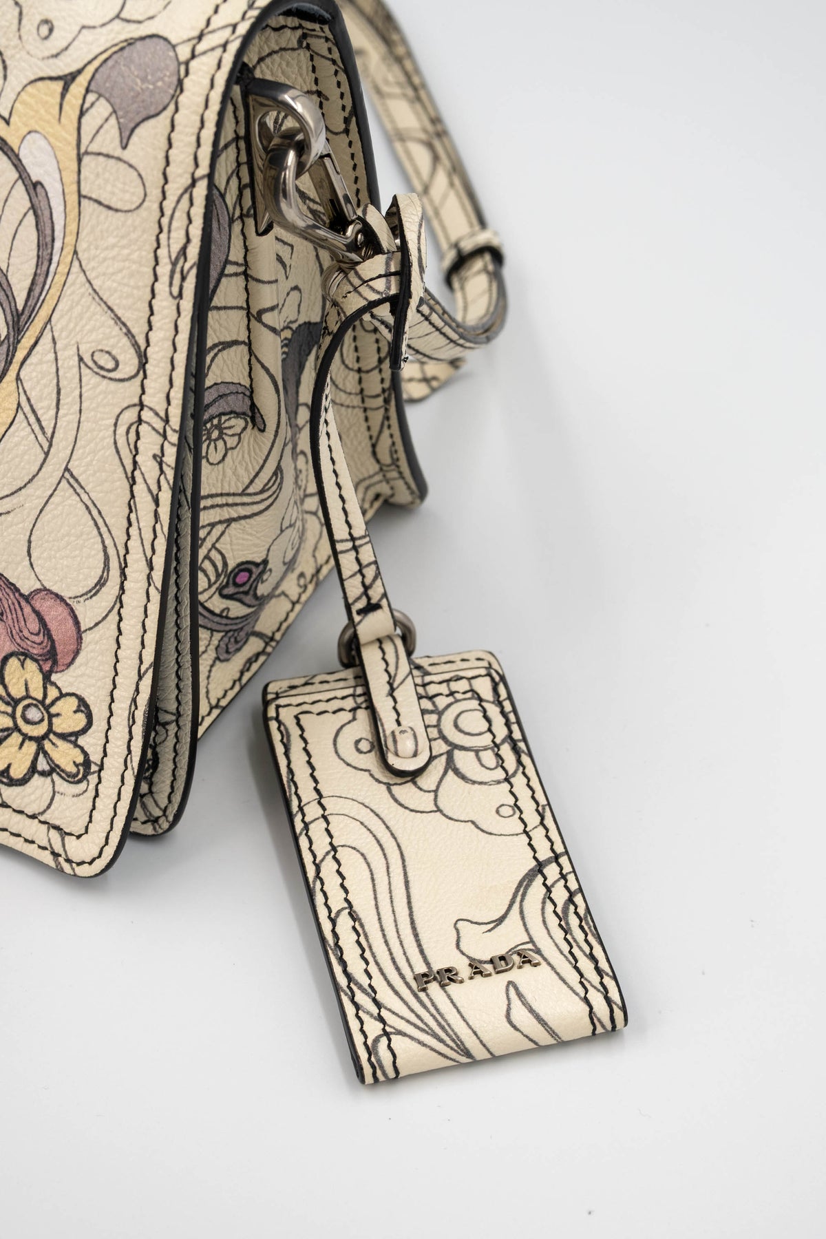 Prada x James Jean Etiquette Bunny Print Cream Purse 2018 Size M