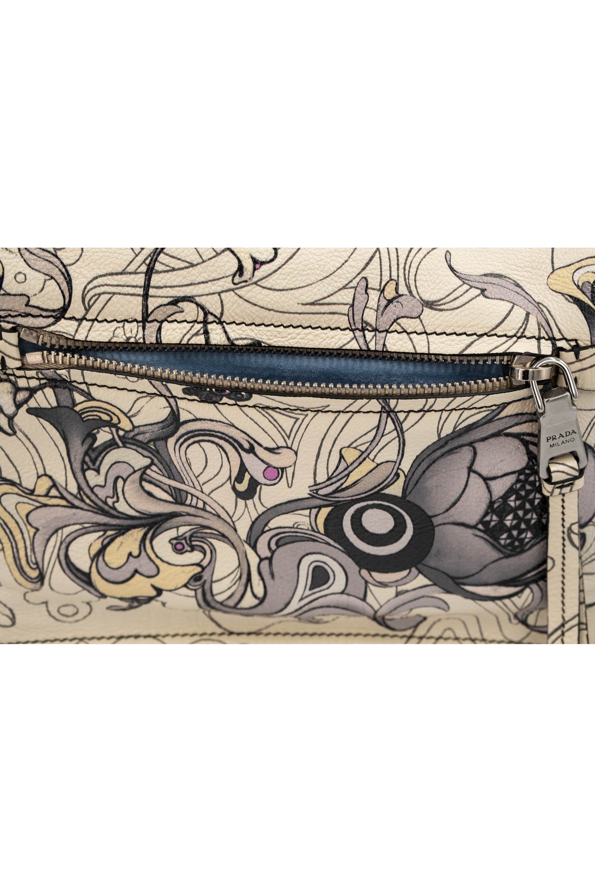 Prada x James Jean Etiquette Bunny Print Cream Purse 2018 Size M