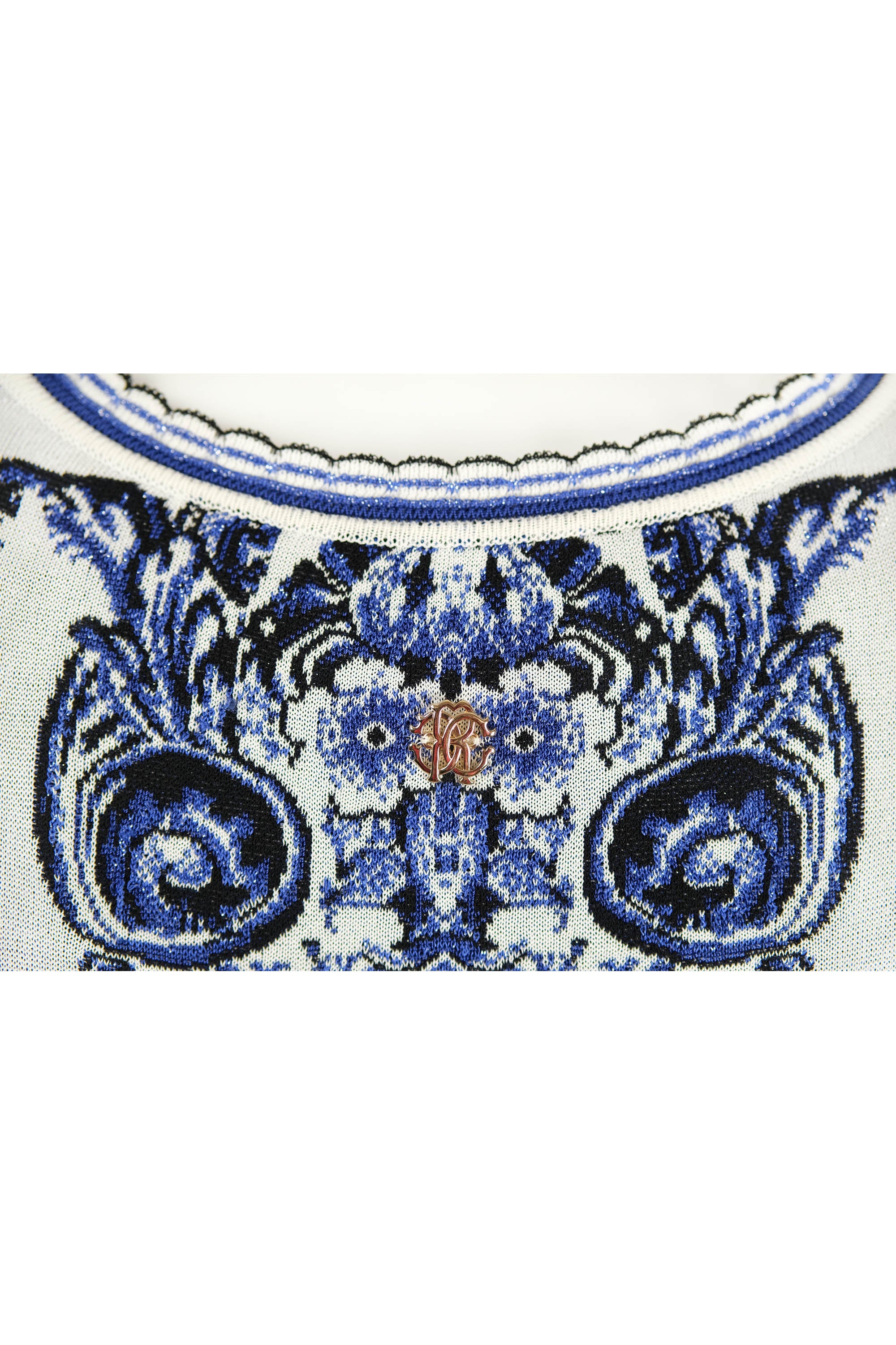 Roberto Cavalli Blue and White Fine China Print Dress 40/4 - Foxy Couture Carmel Roberto Cavalli Blue and White Fine China Print Dress 40/4 - Foxy Couture Carmel