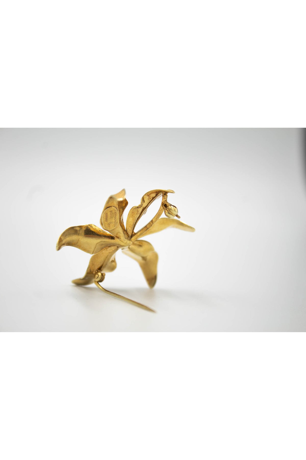 Tiffany & Co. 14k Gold Etched Flower Brooch