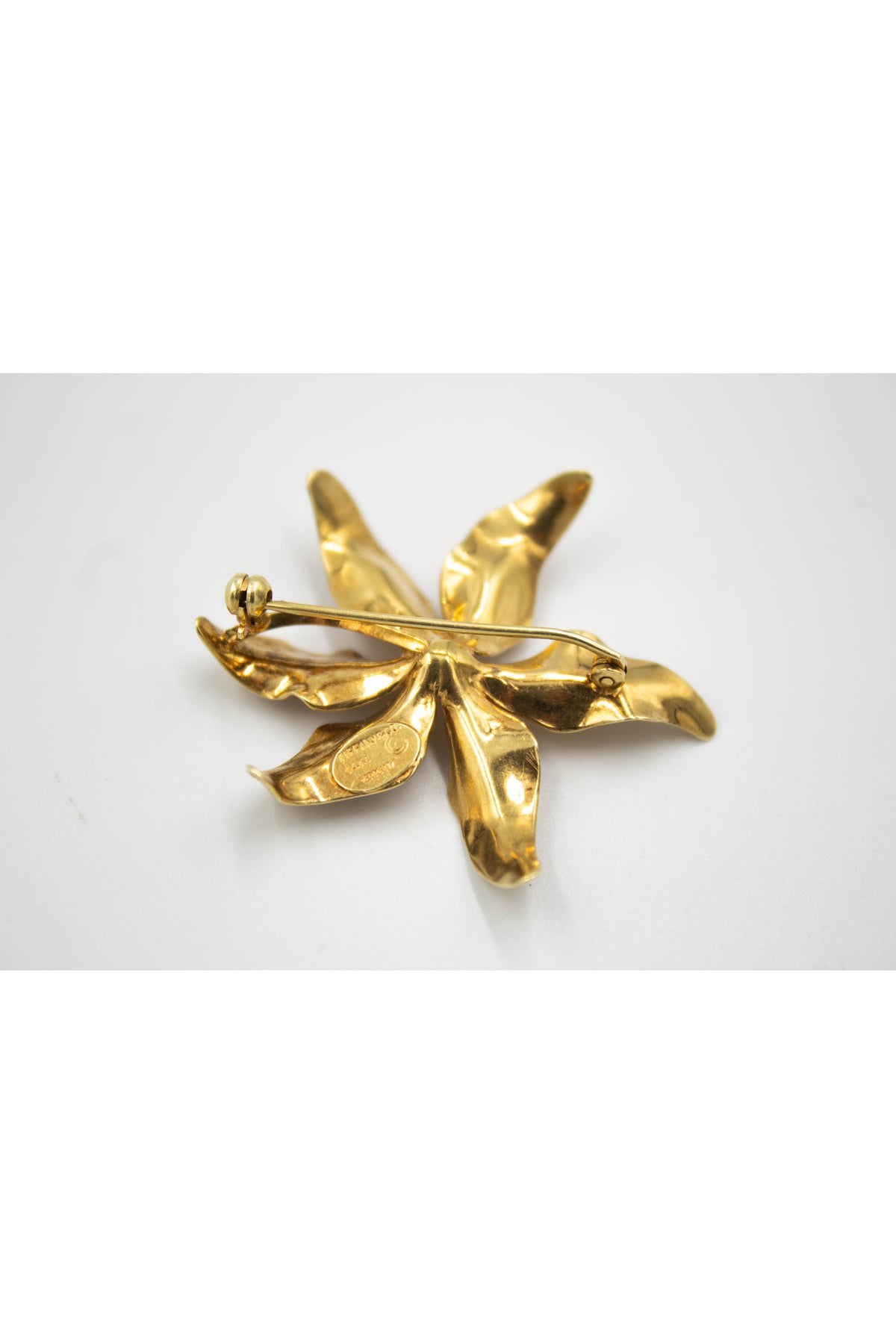 Tiffany & Co. 14k Gold Etched Flower Brooch