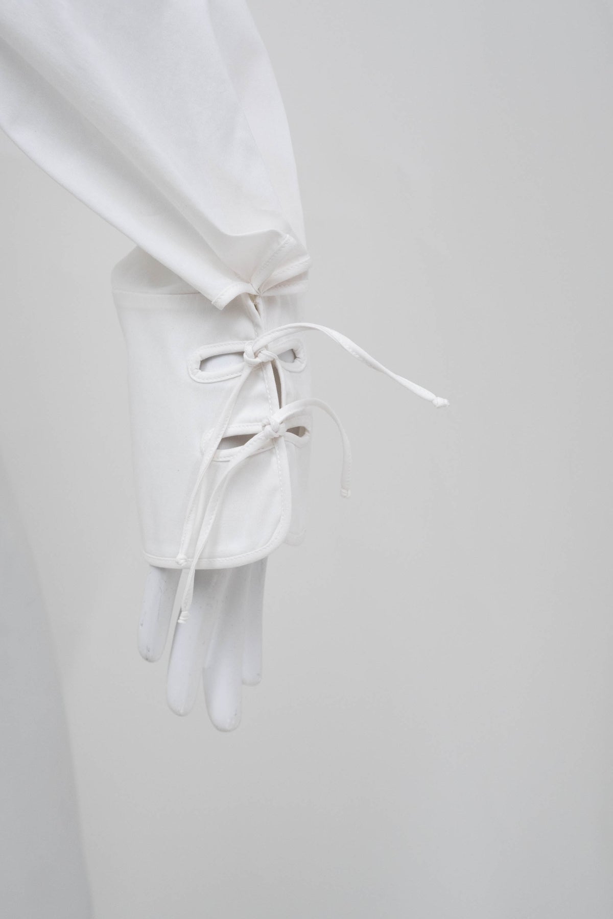 Yves Saint Laurent Rive Gauche White Tie Front Cotton Shirt Size 42/6